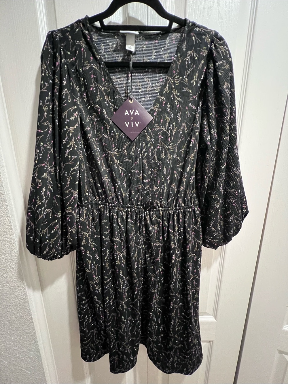 Ava & Viv Black Floral V-Neck 3/4 Balloon Sleeve Smocked Knee Dress 14W
